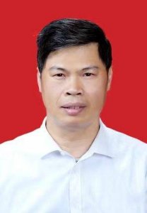 郑慕龙作品：公园里头的大榕树
